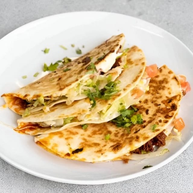 Minis (x3) Quesadilla.